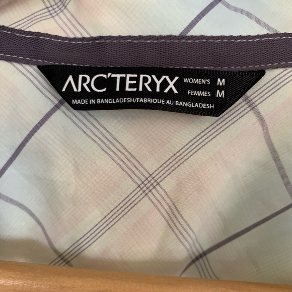 Arc’teryx long sleeve size Medium - Picture 3 of 5